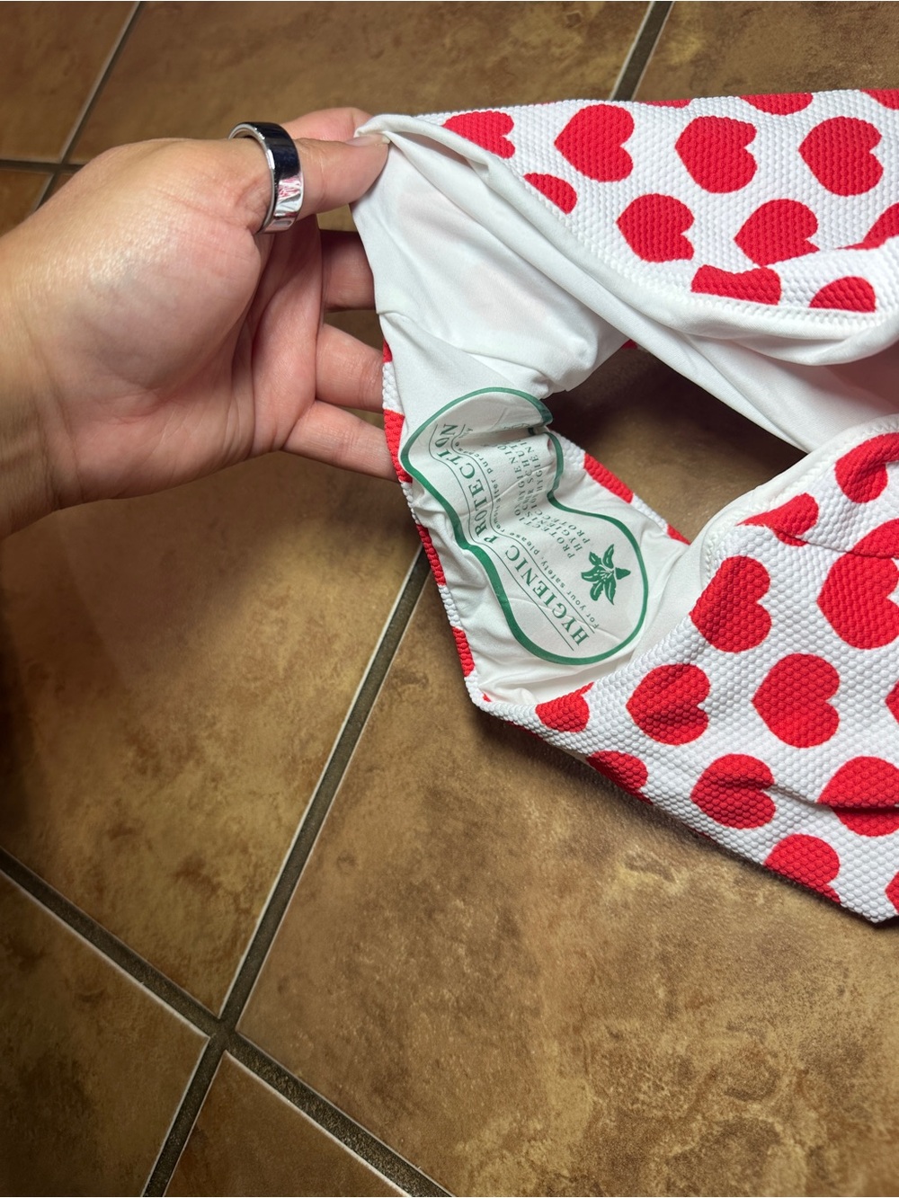 NWT Alexandra Miro Clara Heart Print One-Piece Swimsuit - M - Picture 4 of 5